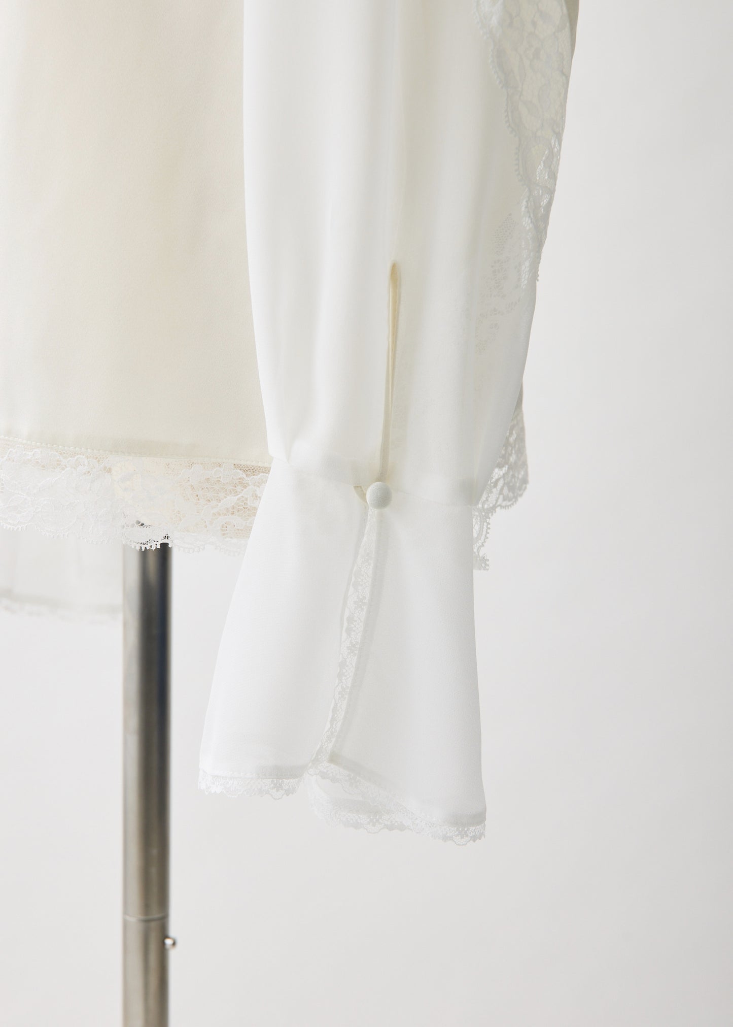 受注　satin／blouse【F016-08015】