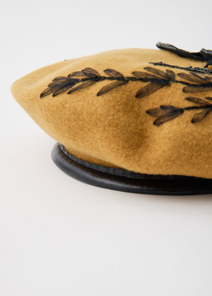 Hand-embroidered black floral beret【MF100-10003】